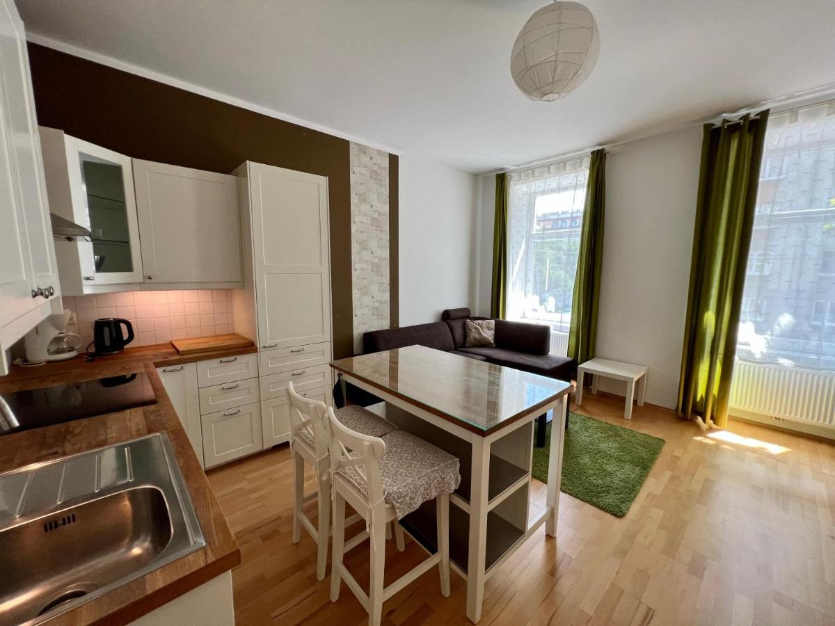 Cozy 2-Room Apartment Vienna Esterno foto