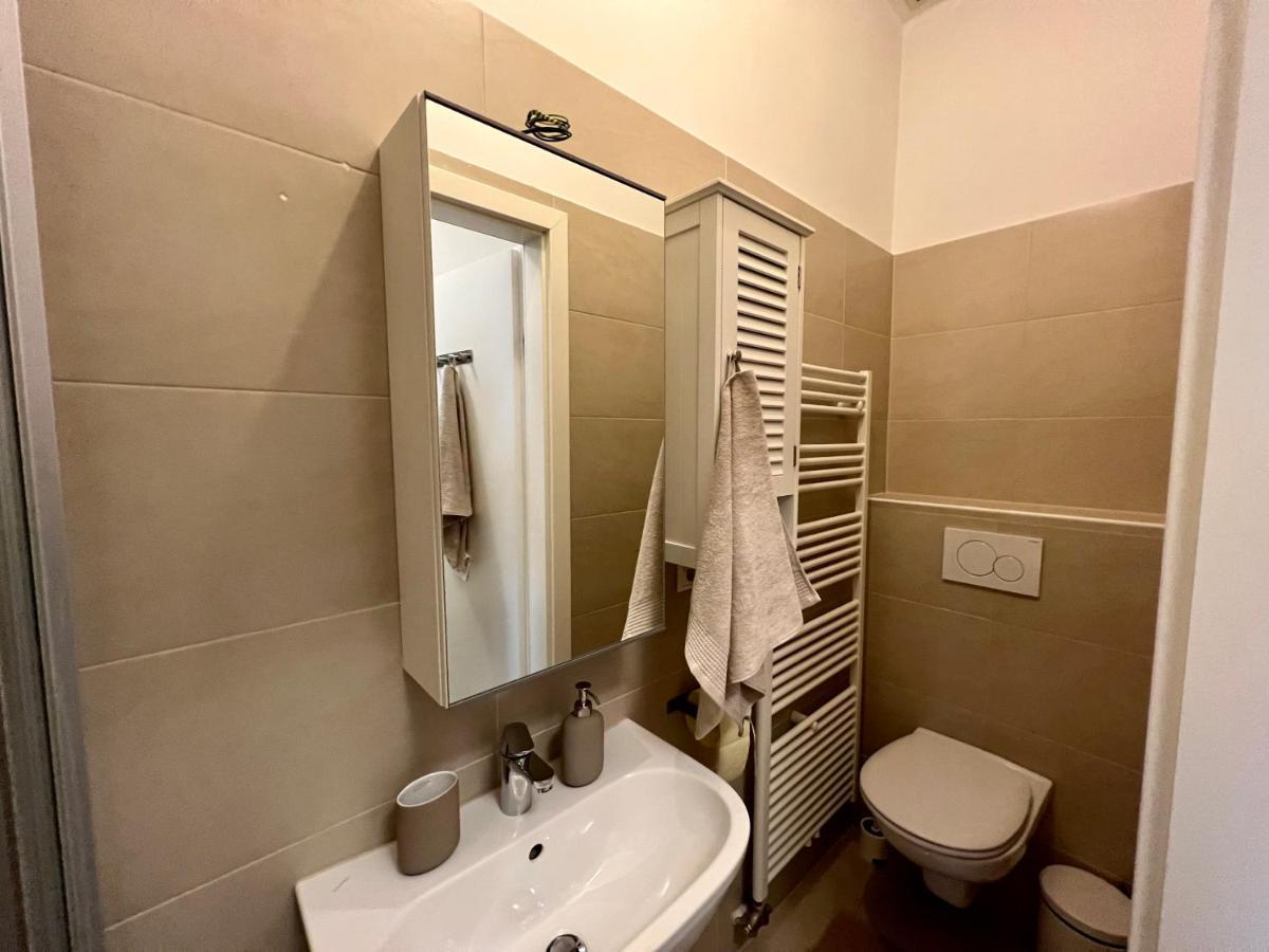 Cozy 2-Room Apartment Vienna Esterno foto